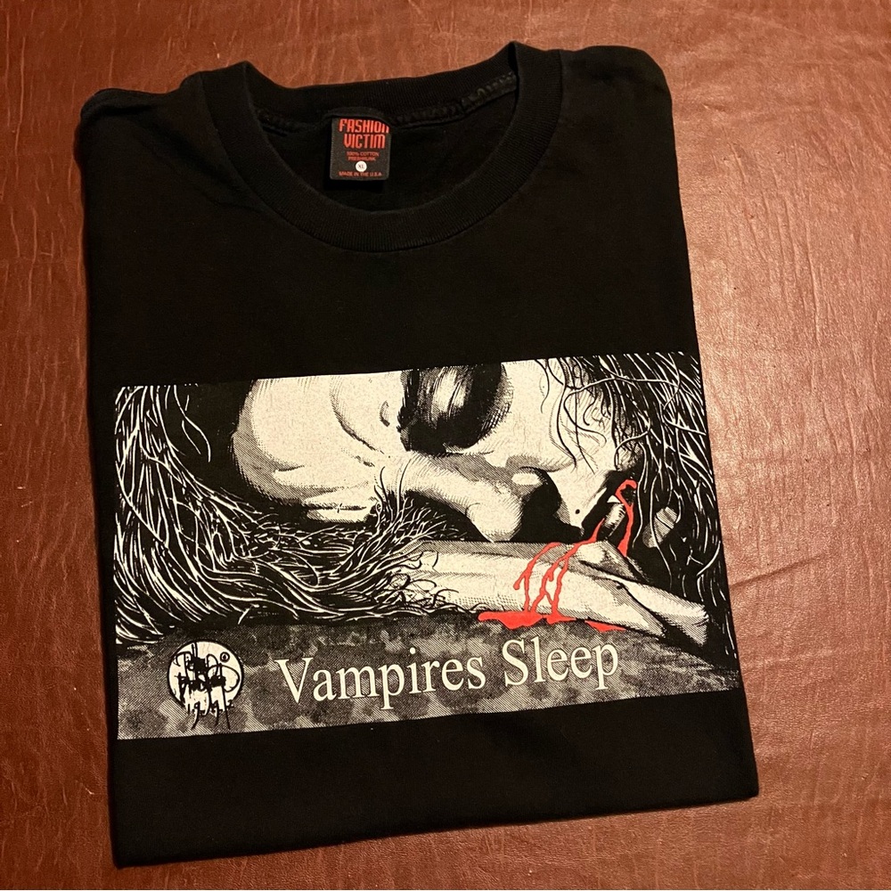 Vtg 90s Fashion Victim Tim Bradstreet Vampire Graphic Tee T Shirt XL